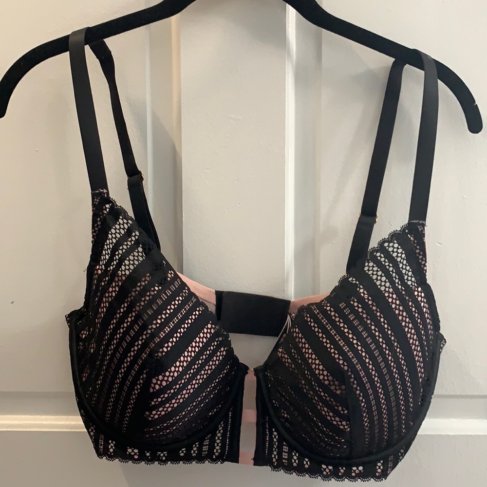 NWOT Victoria’s Secret Bra